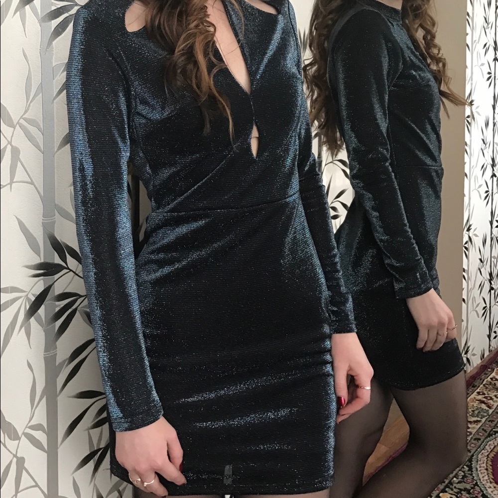 Mini dress with open back